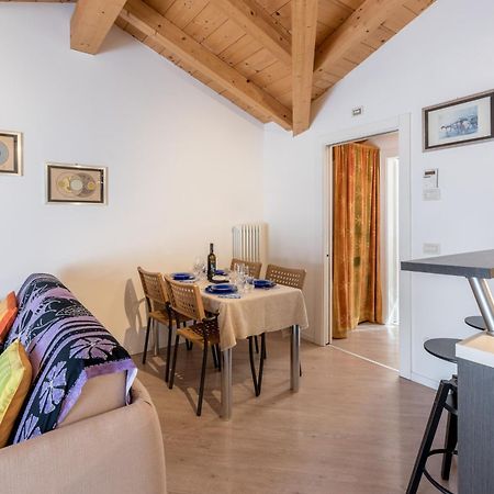 Apartmán Mansarda Di Alex E Nataly Calceranica al Lago Exteriér fotografie