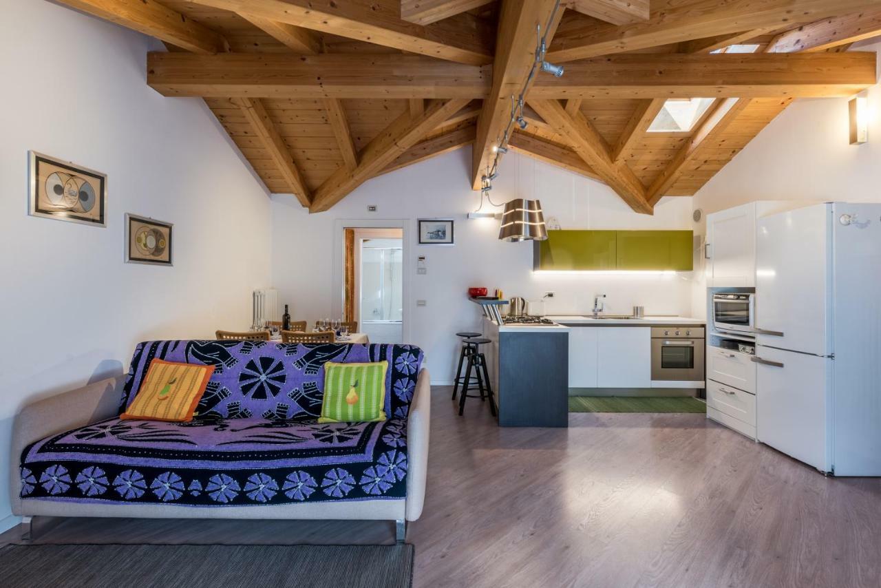 Apartmán Mansarda Di Alex E Nataly Calceranica al Lago Exteriér fotografie