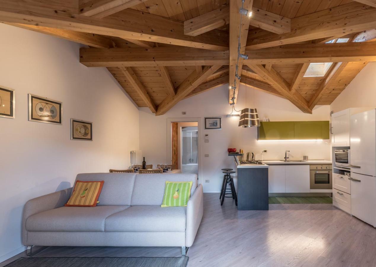 Apartmán Mansarda Di Alex E Nataly Calceranica al Lago Exteriér fotografie
