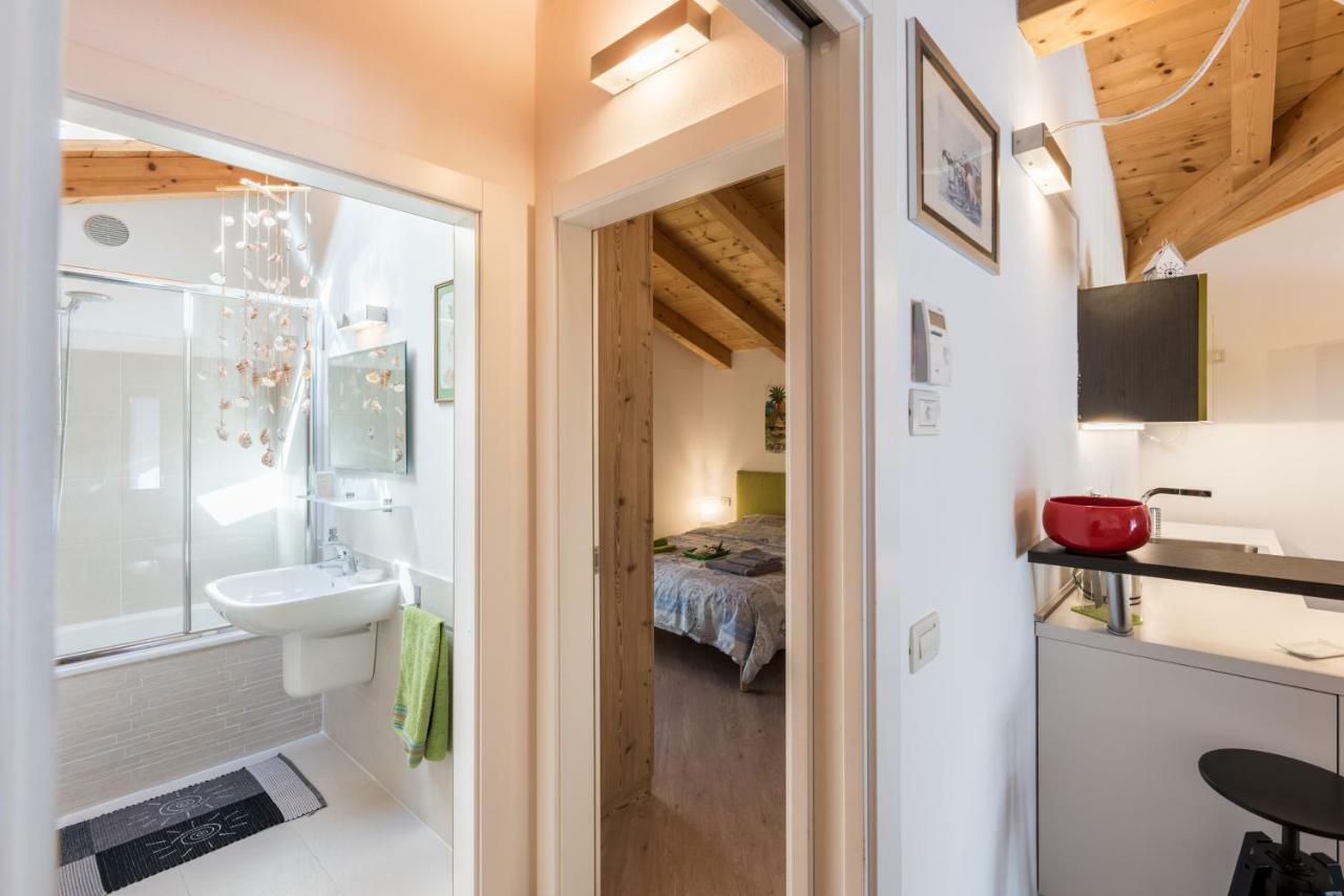 Apartmán Mansarda Di Alex E Nataly Calceranica al Lago Exteriér fotografie