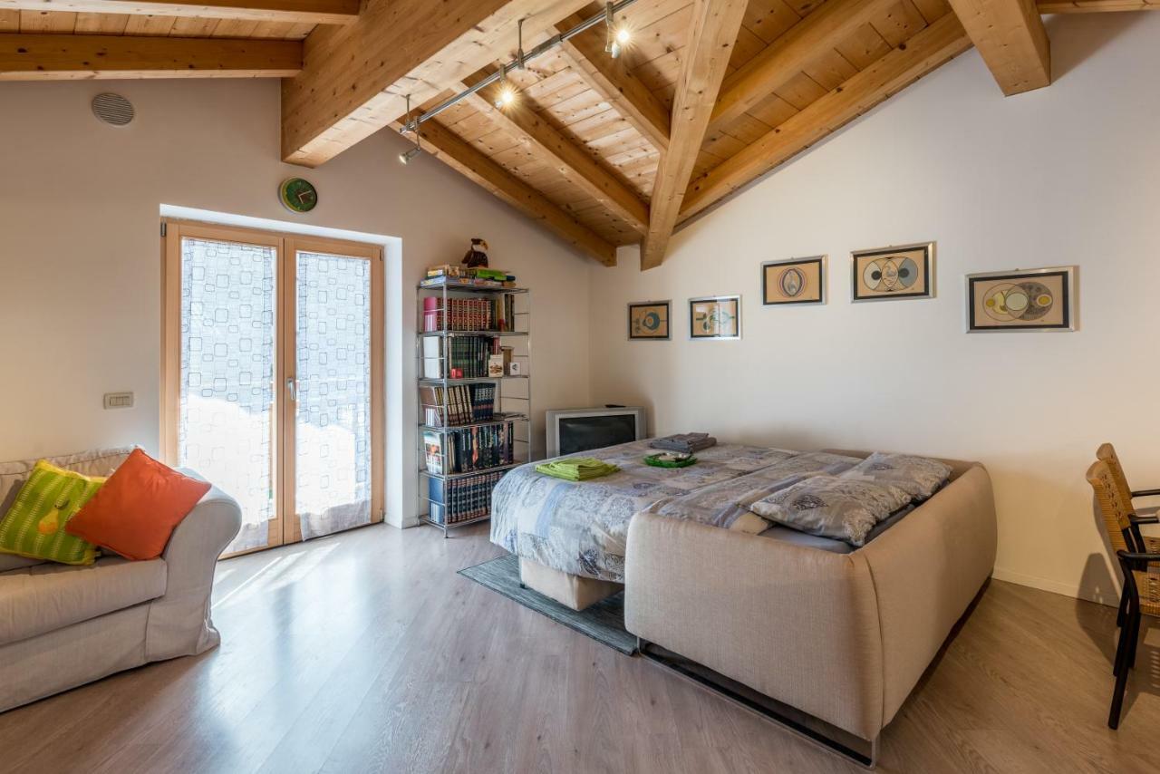 Apartmán Mansarda Di Alex E Nataly Calceranica al Lago Exteriér fotografie
