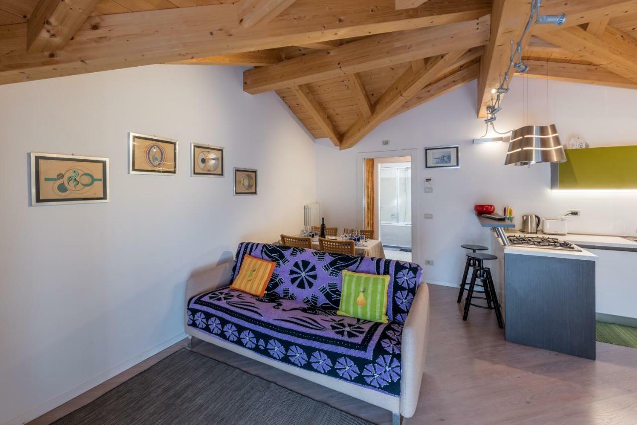 Apartmán Mansarda Di Alex E Nataly Calceranica al Lago Exteriér fotografie