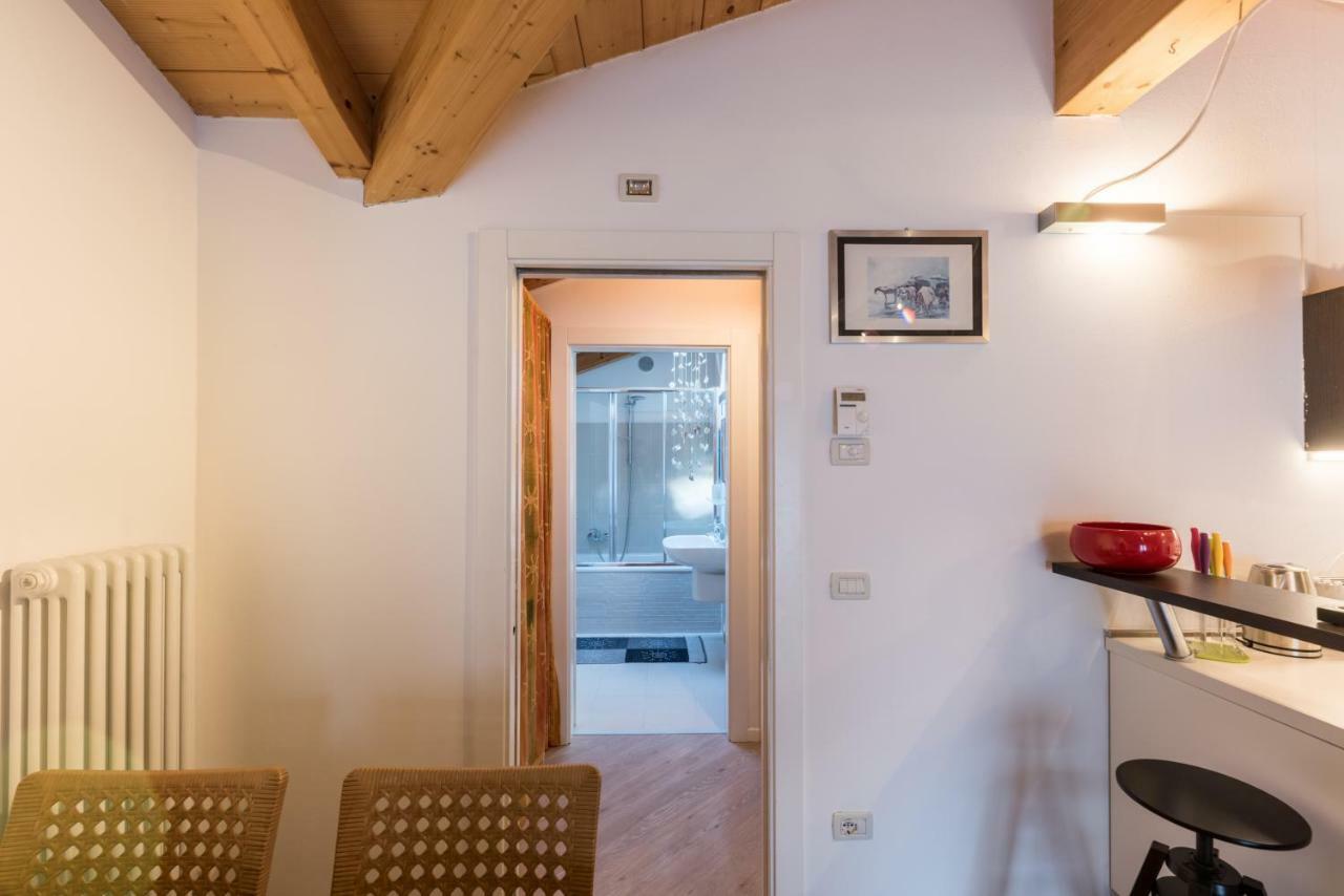 Apartmán Mansarda Di Alex E Nataly Calceranica al Lago Exteriér fotografie
